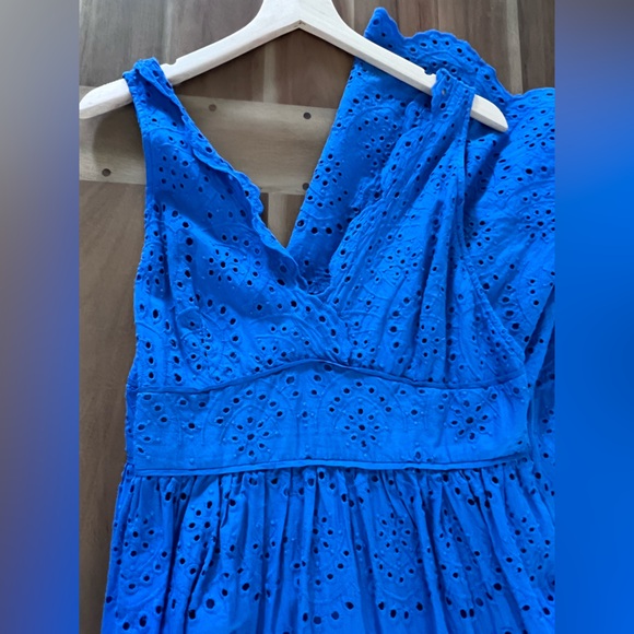 Verte Eyelet Maxi Dress - Picture 8 of 9